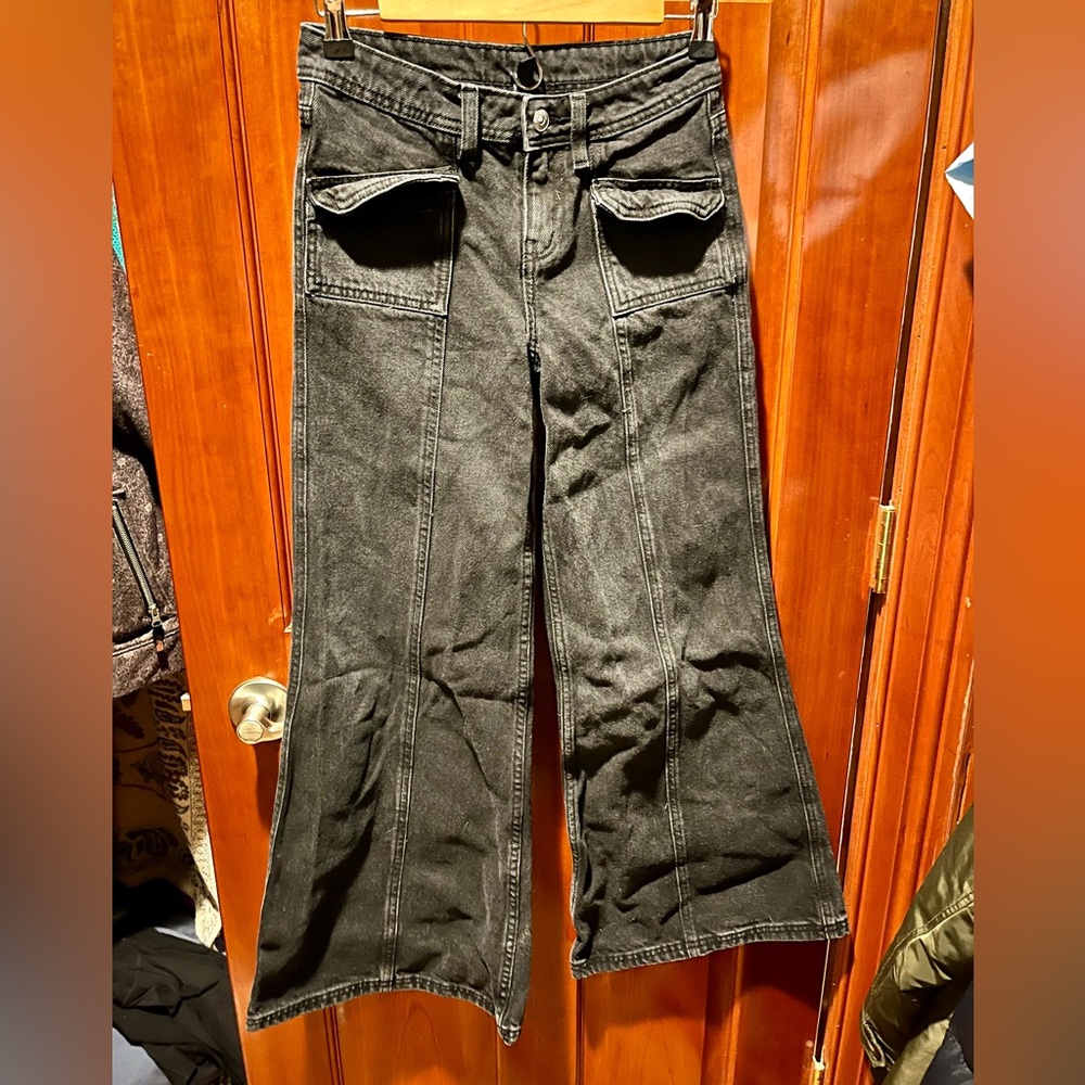 Wide leg jeans